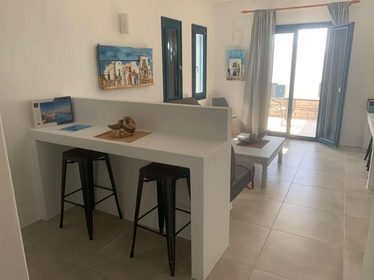 Paros-Memories-Neubau-Villen, Sportpool Aspro Chorio Εξωτερικό φωτογραφία