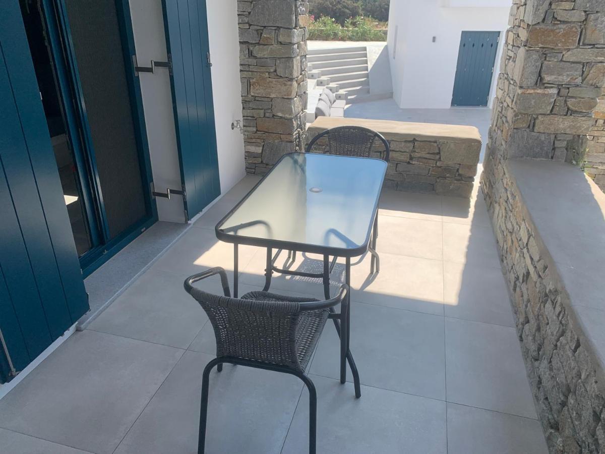 Paros-Memories-Neubau-Villen, Sportpool Aspro Chorio Εξωτερικό φωτογραφία